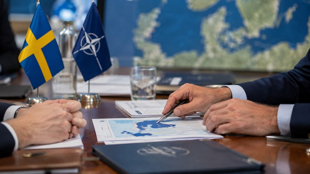 Sverige är NATO-medlem 2026 – här är skyldigheterna för staten, försvaret och samhället